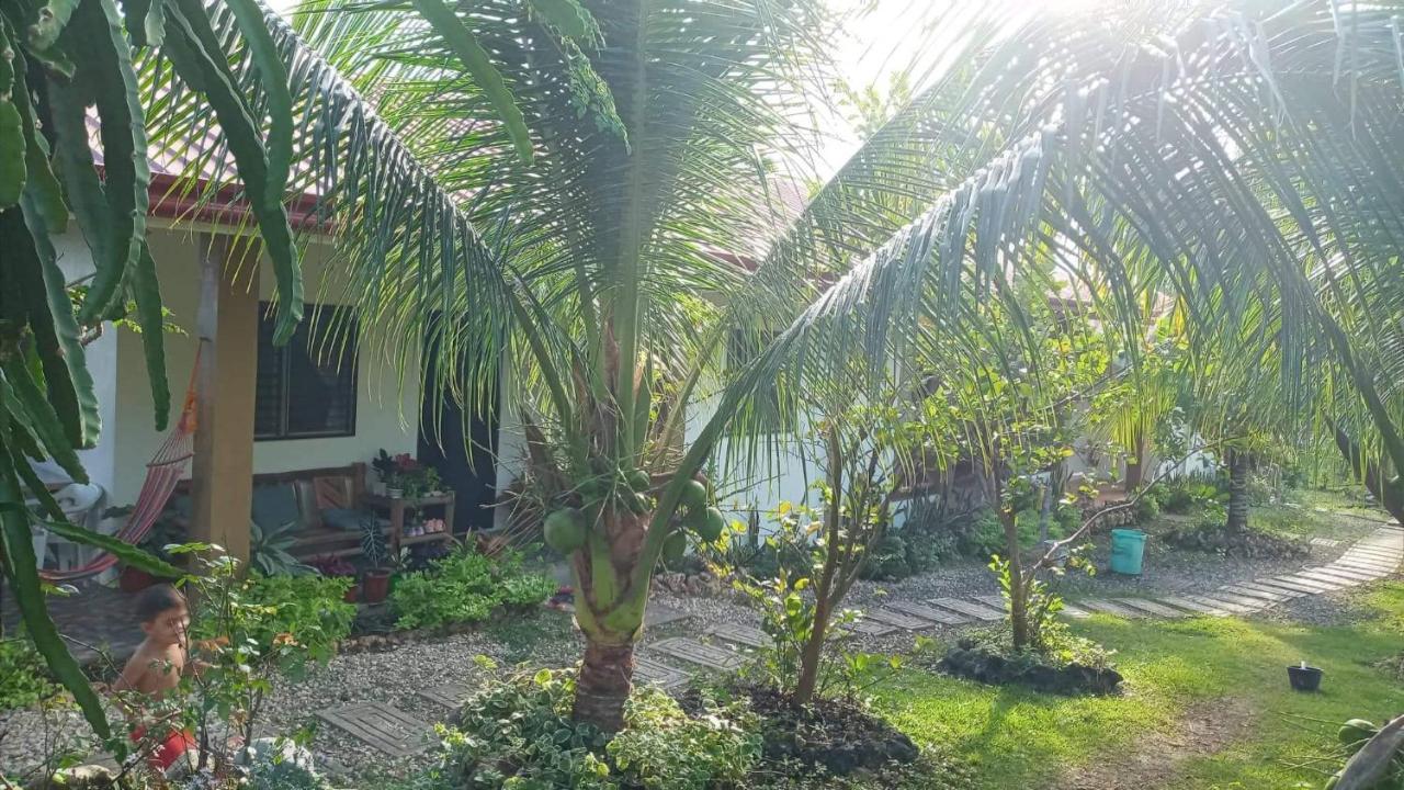Casa James Apartment, Rooms , Pool And Restaurant Siquijor Kültér fotó