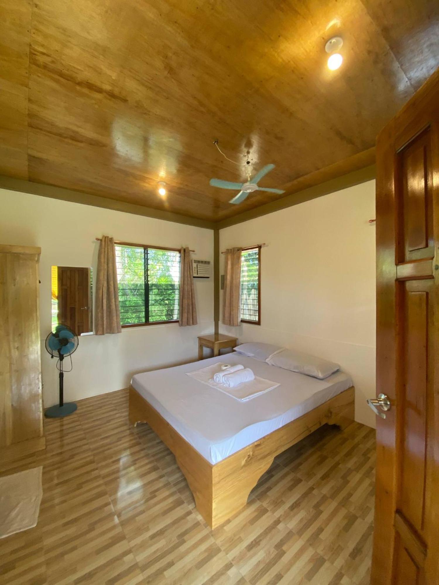 Casa James Apartment, Rooms , Pool And Restaurant Siquijor Kültér fotó